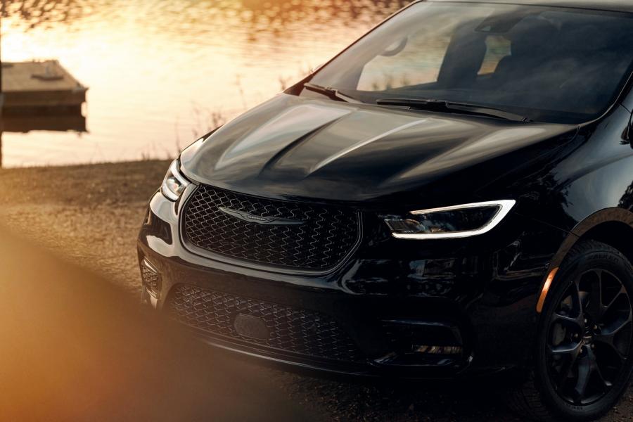 Детали экстерьера Chrysler Pacifica Limited S Appearance Package AWD (RU) 2020 года  (фото 36 из 70)